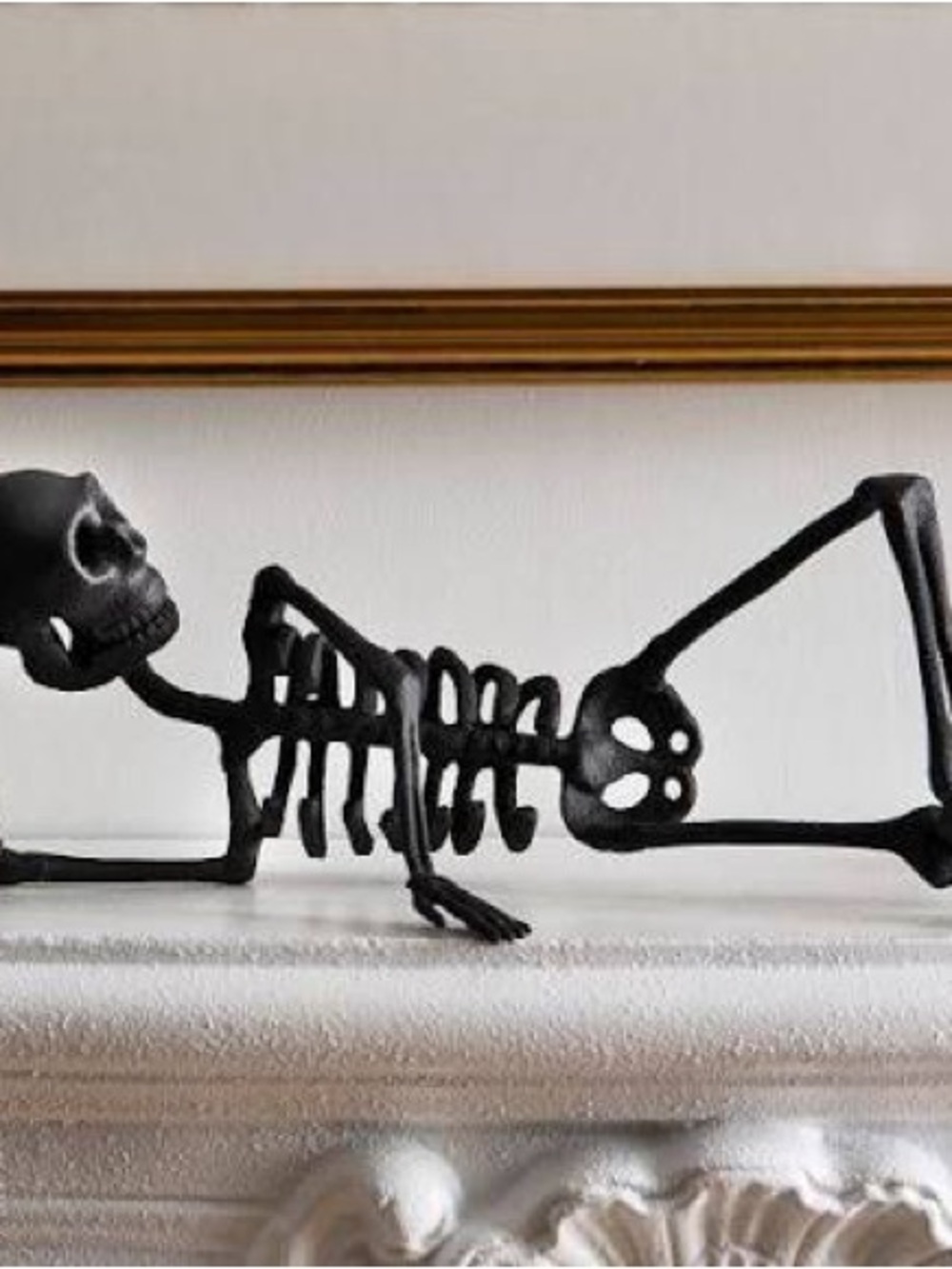 Pottery Barn Relaxing Skeleton 💀 Object BN SOLD OUT FAST!